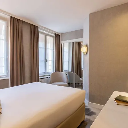 Western Saint-louis - Grand Paris - Hotel Vincennes
